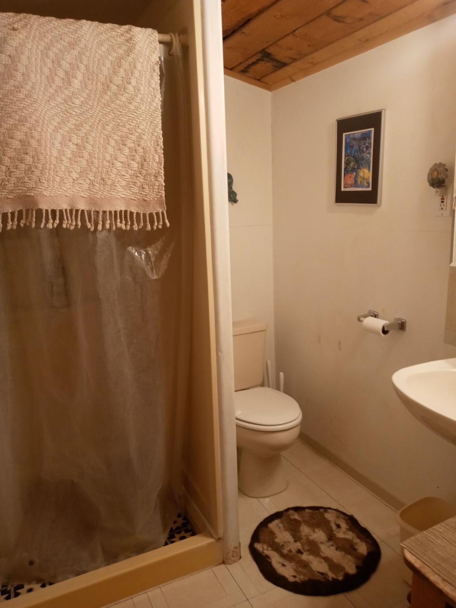 Ocho Guesthouse & Weaver'S Studio Еспаньола Екстериор снимка